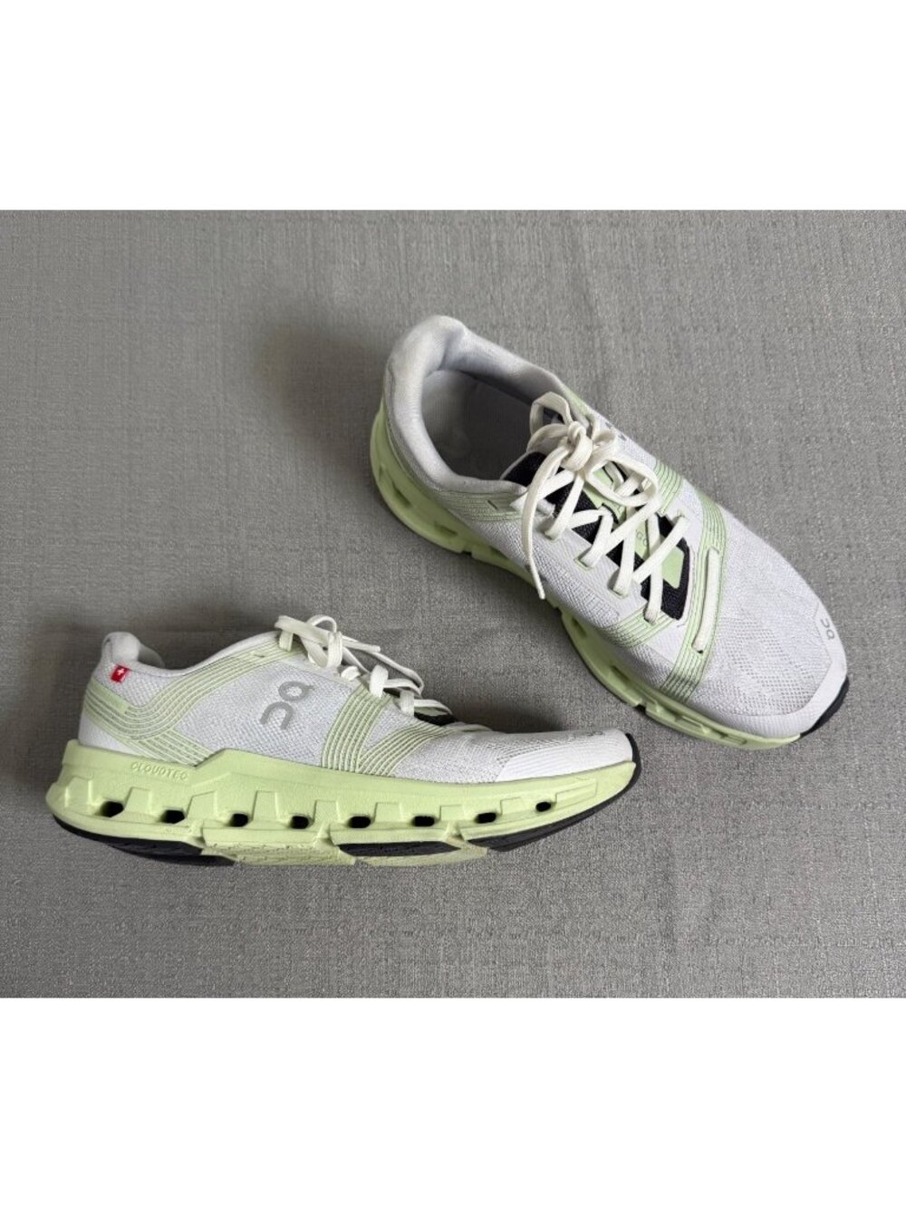 On Running Womens CloudTec Running Shoes White Green US 7.5 Lightweight Read